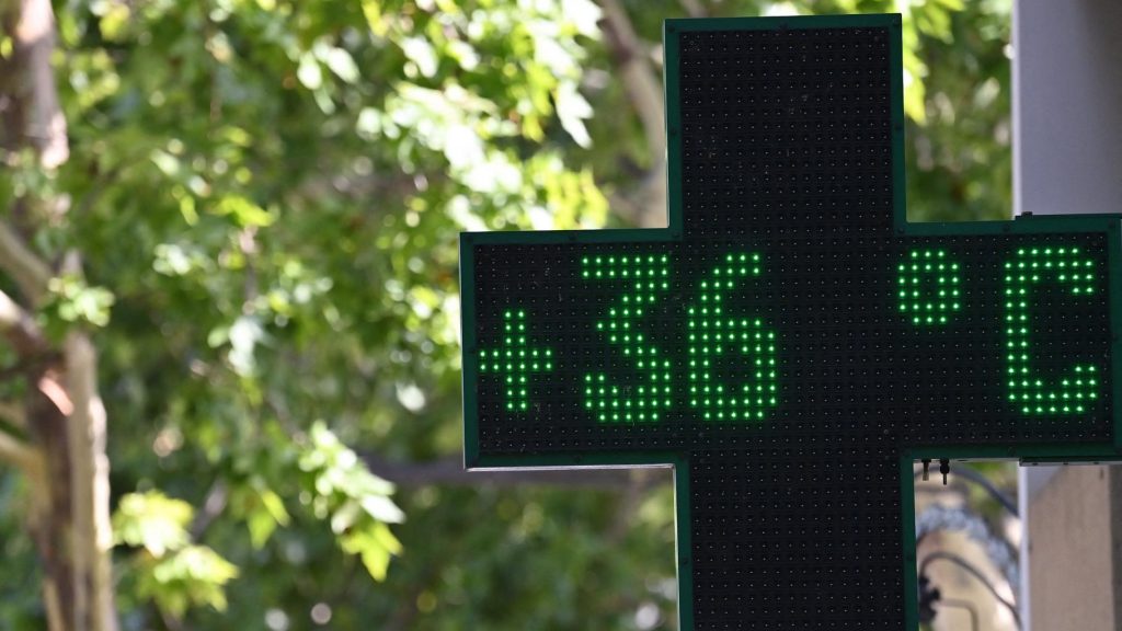 France Heatwave: 37 Departments on Red Alert