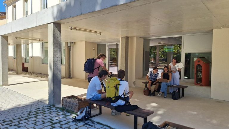 French Students Flock to Small Towns for Cheap Living