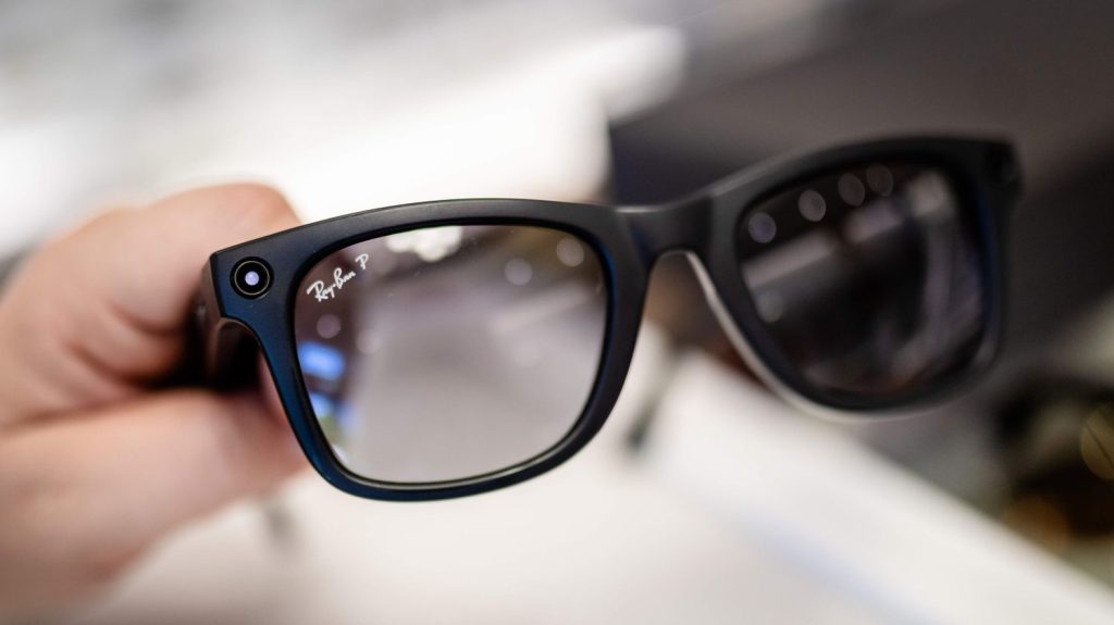 Paris Prosecutors Open Probes Into Smart Glasses Filming