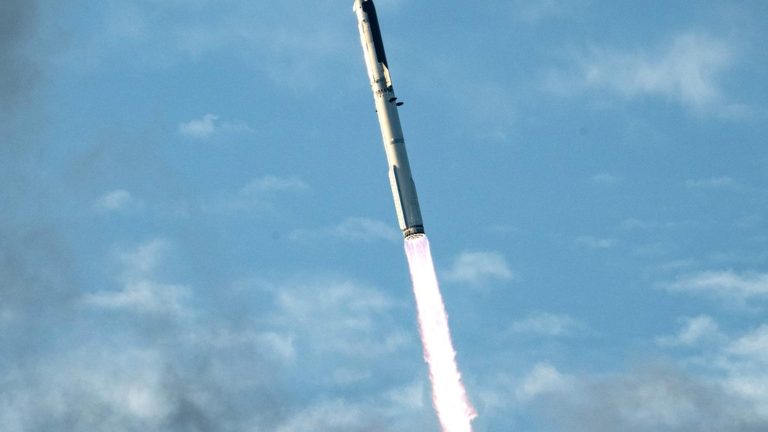 SpaceX Starship Reaches Orbit in Historic Test Flight