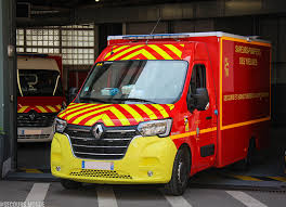 Worker Trapped Under Press at Stellantis Poissy