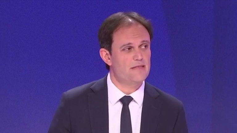 Crif Chief Rejects 'Inhumanity Trial' Against French Jews