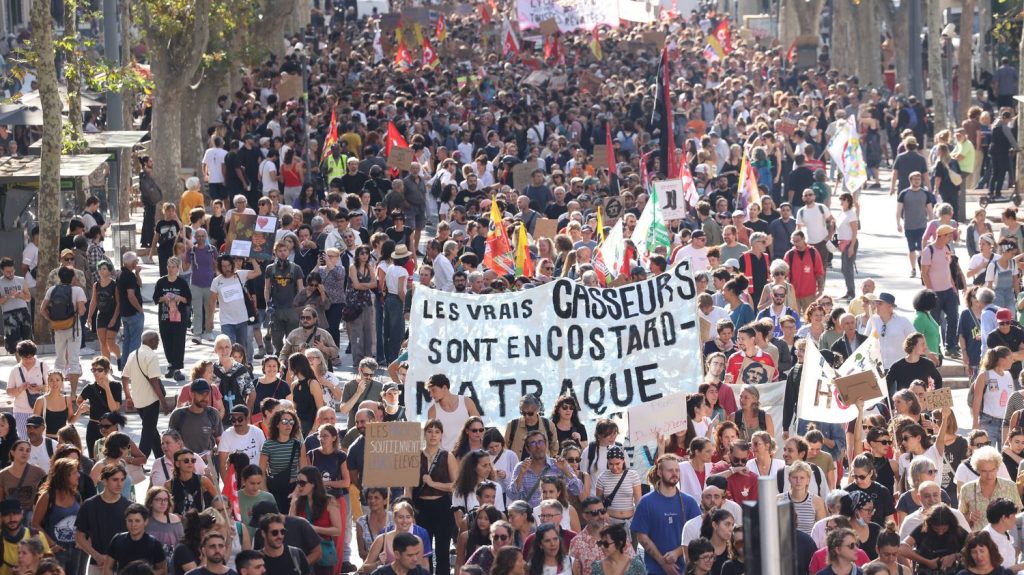 French Students Protest Poor School Conditions