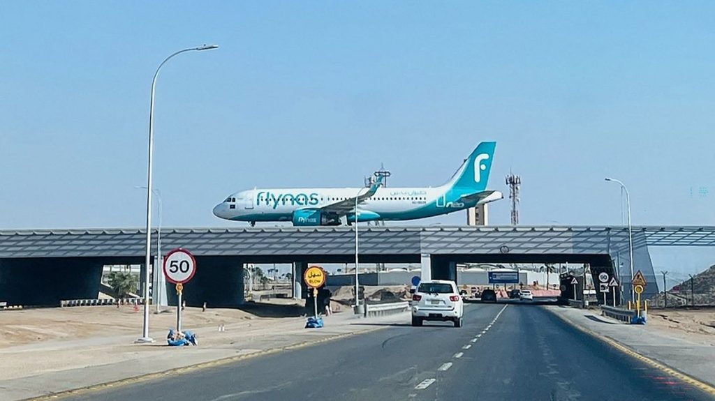 Houthis Claim Third Strike on Riyadh Airport