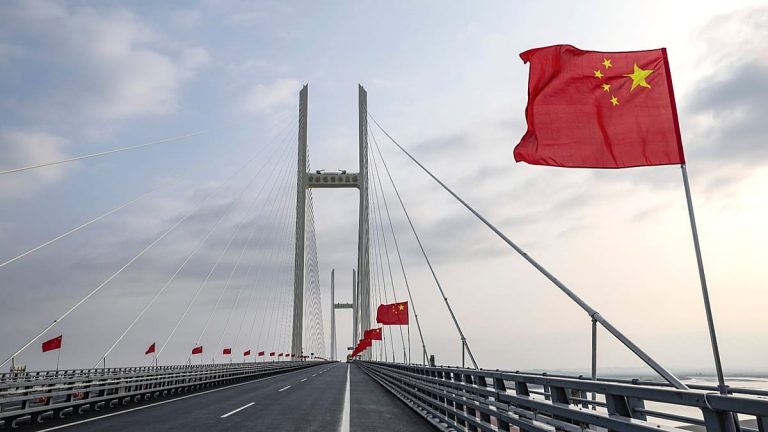 New Yalu River Bridge Links China and North Korea After 12-Year Delay