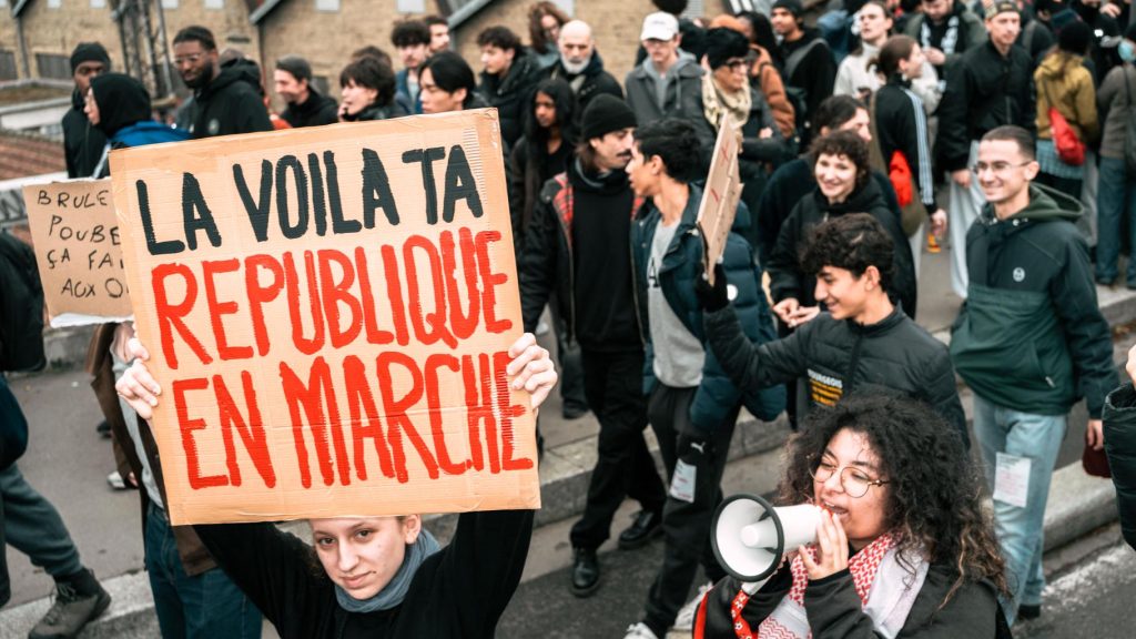 Paris Protest Route Blocked by Top Court