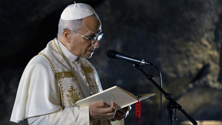 Pope Leo XIV Has Lung Cancer Surgery at Gemelli