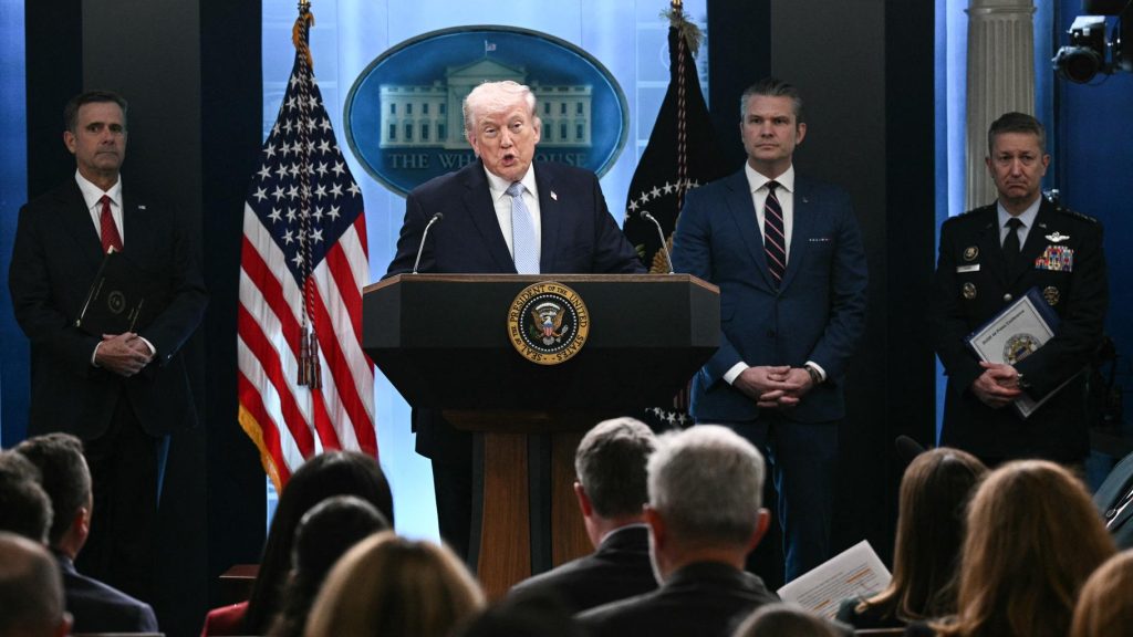 Trump Reportedly Wants to Replace Press Room With a Pool